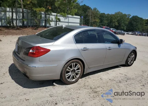 2012 Hyundai Genesis 3.8L z USA, uszkodzony, nr VIN KMHGC4DD1CU151786
